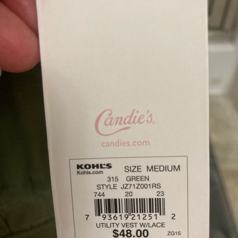 NWT Candies women’s medium utility vest - Picture 6 of 6